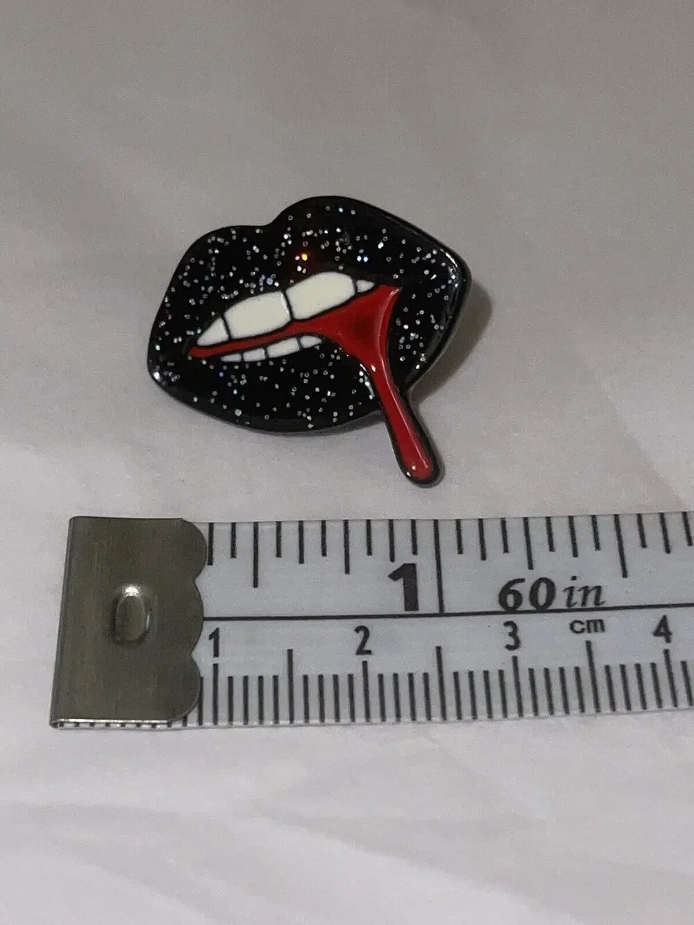 Sexy Lips Trail Of Blood Halloween Horror Pin Brooch